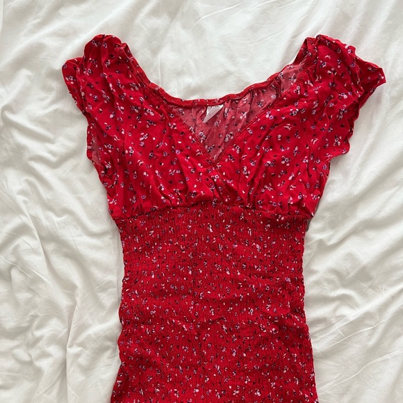 No Boundaries Junior Smocked Dress - Picture 6 of 6